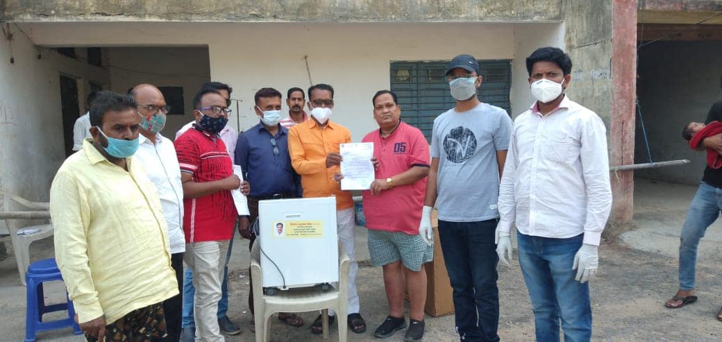 कोरोना काल में जनपद के स्वास्थ्य केन्द्रों पर ऑक्सीजन कंसेनट्रेटर का वितरण