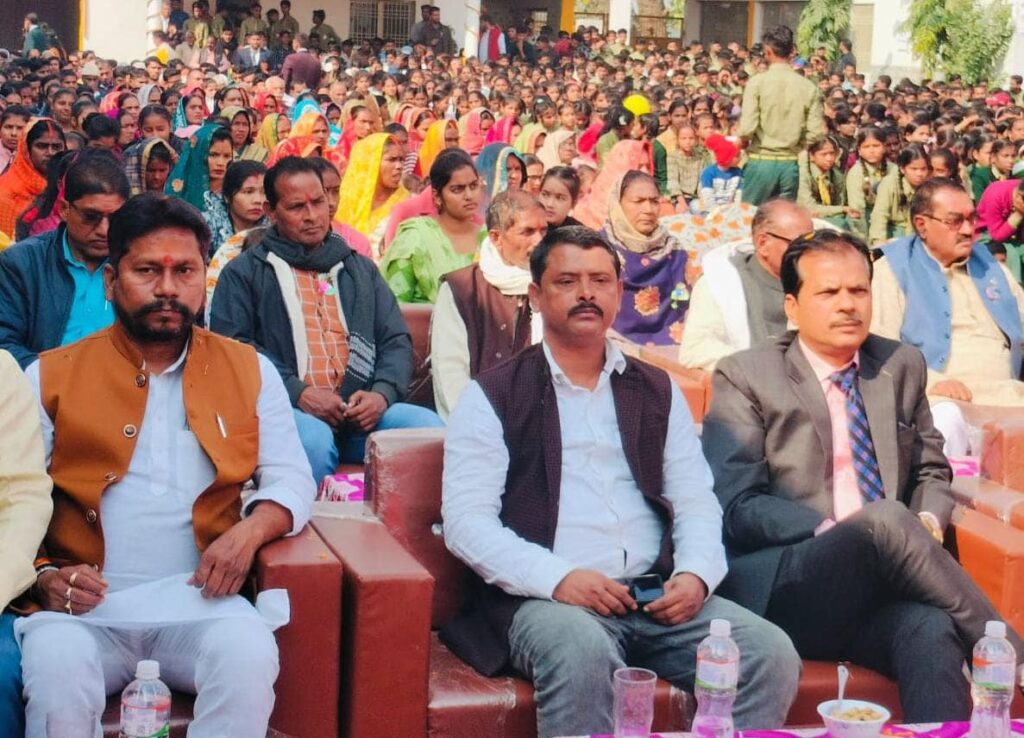 महाविद्यालयों एवं विद्यालयों में युवा प्रेरणा संवाद