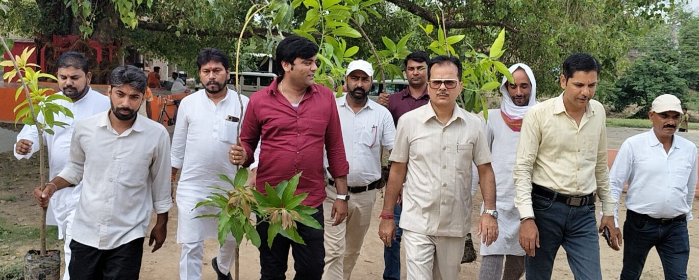 मेरे आवास – एक फलदार पेड़ का प्रवास: प्रकृति प्रेम और संरक्षण का सशक्त संदेश