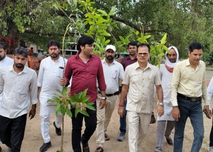 मेरे आवास – एक फलदार पेड़ का प्रवास: प्रकृति प्रेम और संरक्षण का सशक्त संदेश