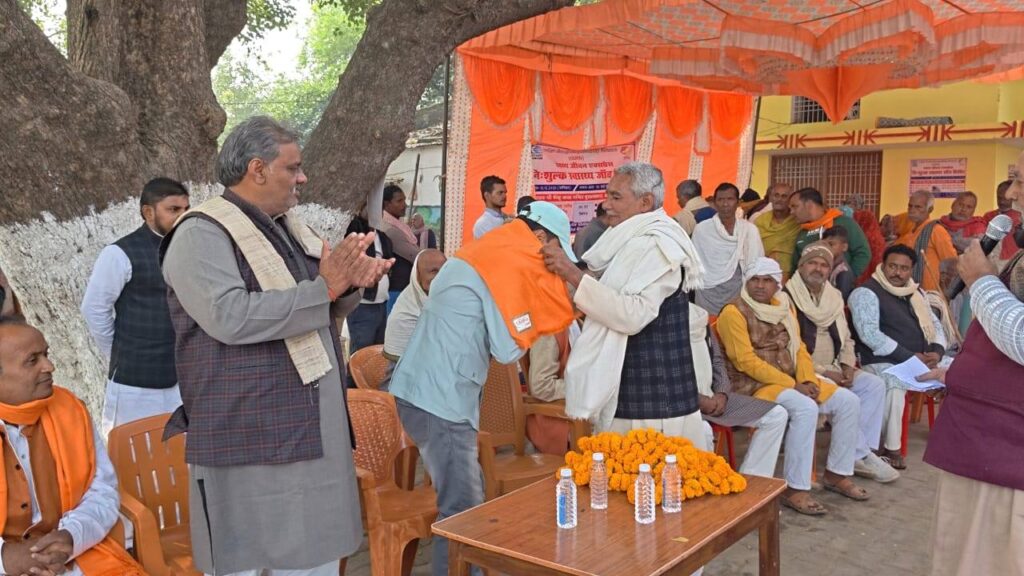 मा गंगा की गोद में सेवा का अविस्मरणीय अनुभव: नौरंगा–भुवालछपरा में स्वास्थ्य शिविर एवं जनसंपर्क