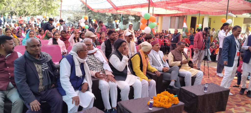गणतंत्र दिवस समारोह — राष्ट्रभक्ति, संविधान और सामूहिक चेतना का उत्सव